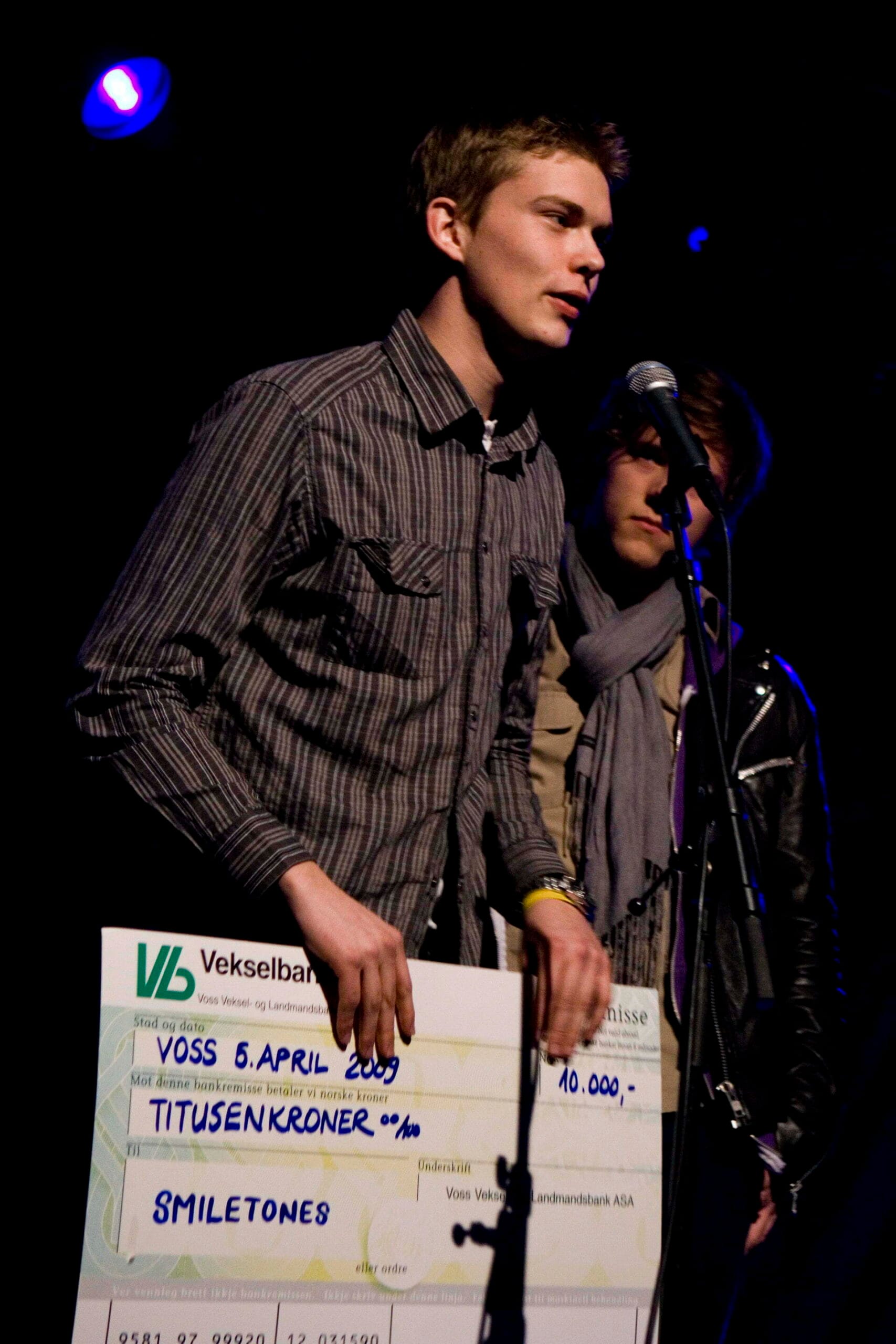 UNGjaJAZZja!-prisen til Smiletones