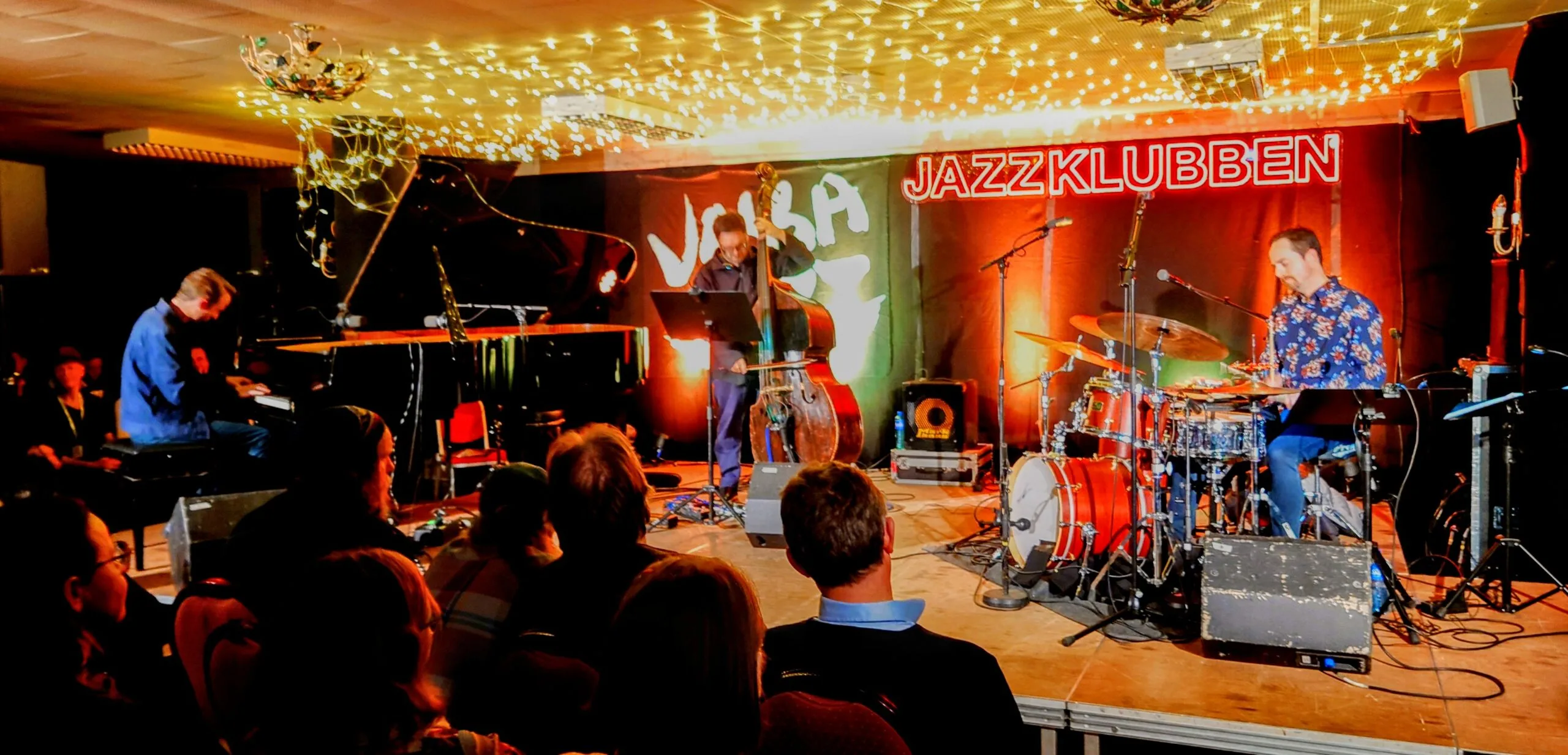 Ein vellagra Australsk jazztrio