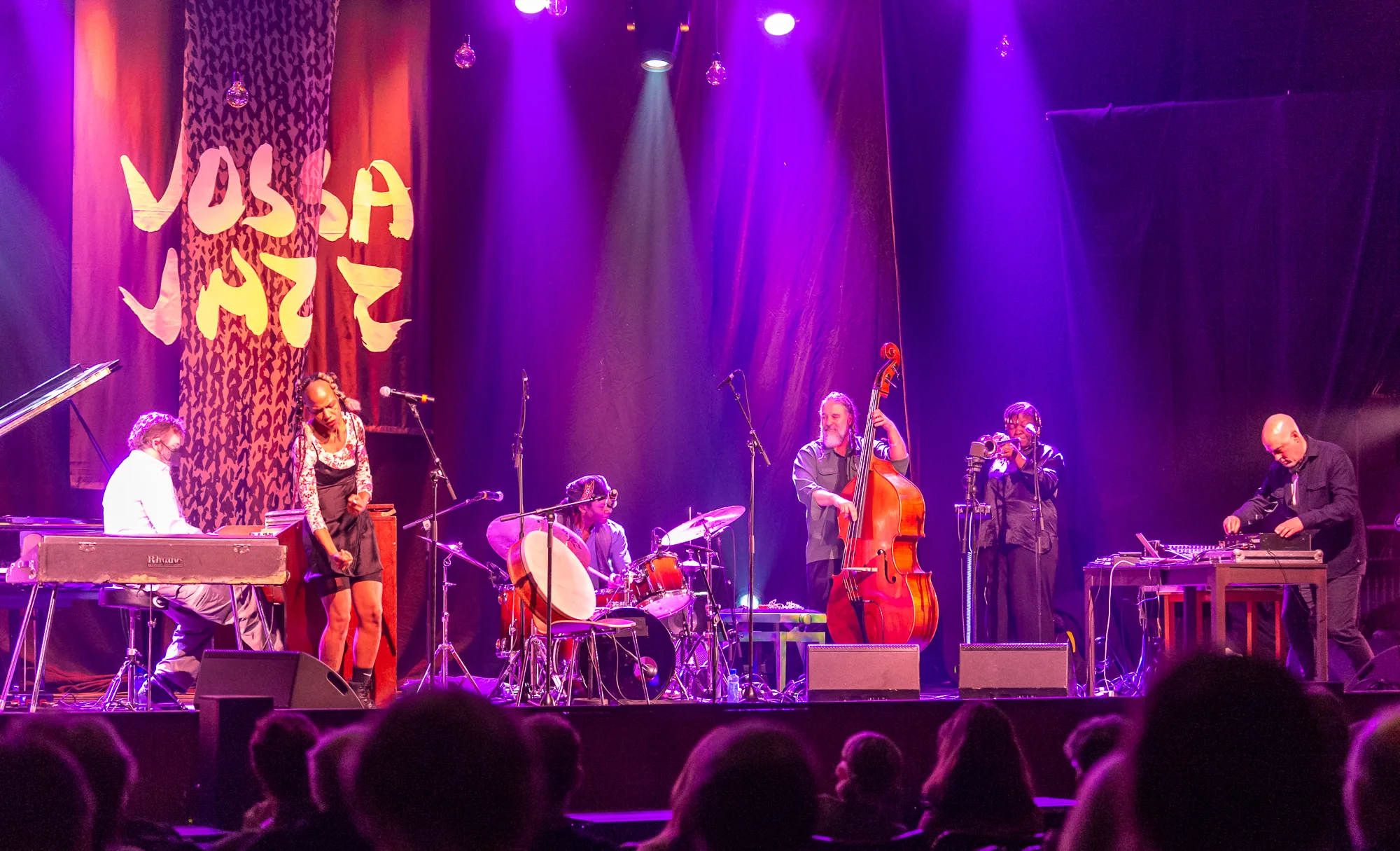 Holistisk Hamid hyllar transformatoren Turiyasangitananda