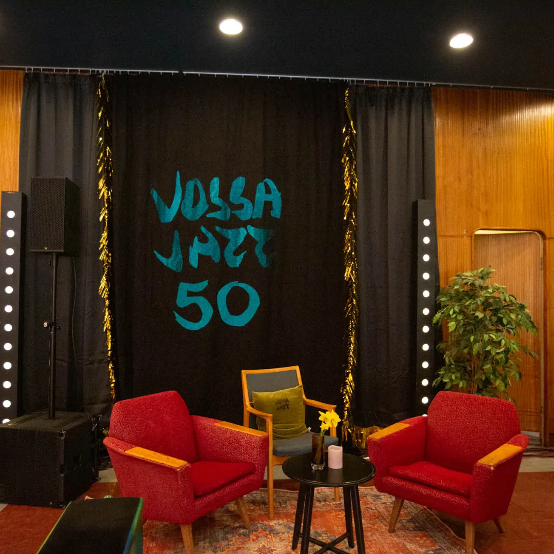 Vossa Jazz treng ny hussjef på Park og dekor-sjef!