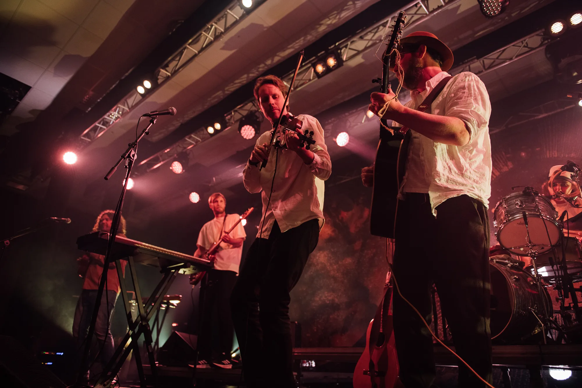 Real Ones – eit lydrom av havet, sommar og nostalgi